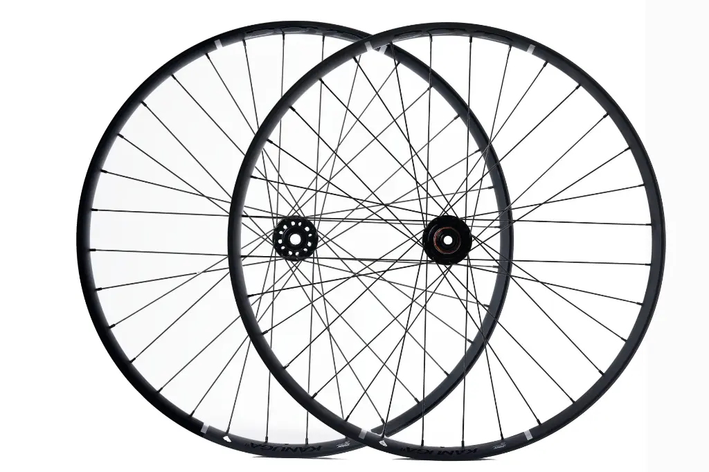 Kanuga FF Black Set.webp