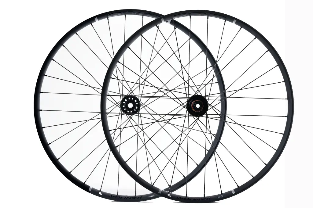 Kanuga FF Black Set.webp