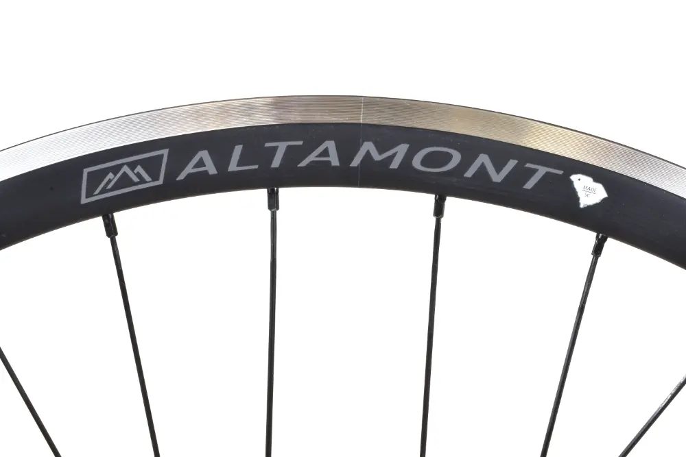 Altamont Detail 6.webp