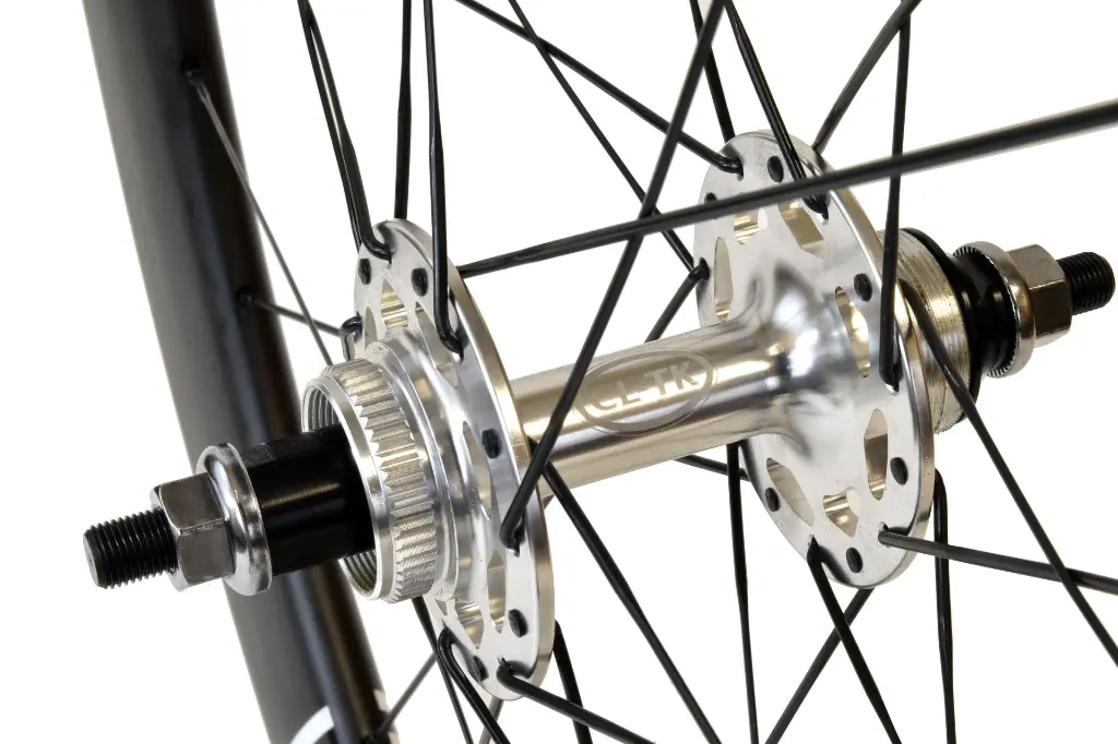 track detail 6.webp