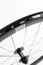 BC_44disc_F_Detail2.webp