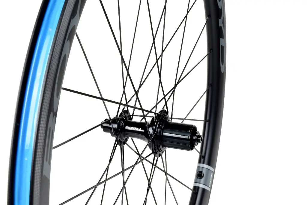 44mm Prologue Rim Brake rear 3.webp