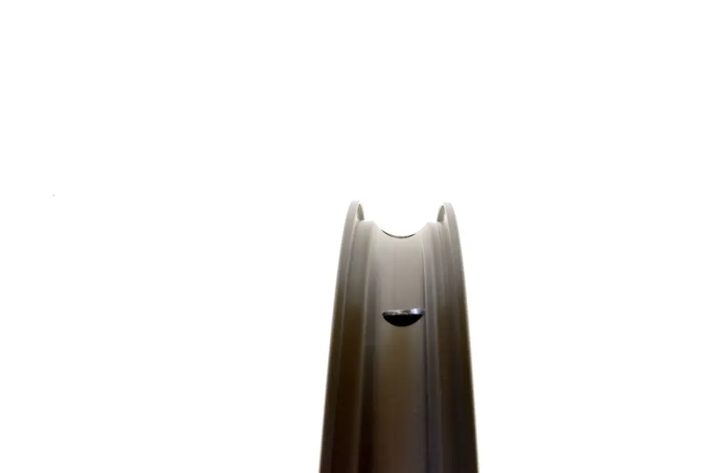 Rouleur Disc Detail 5.webp