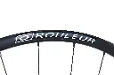 Rouleur Disc Detail 1.webp