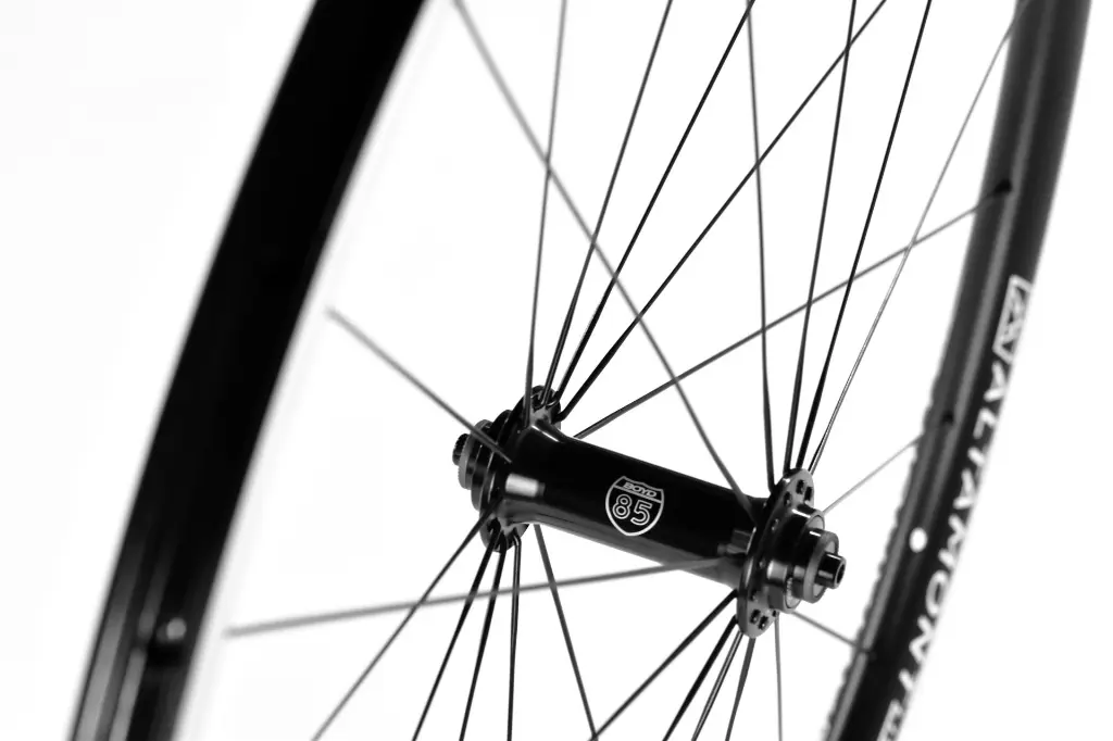 85 front hub 2.webp