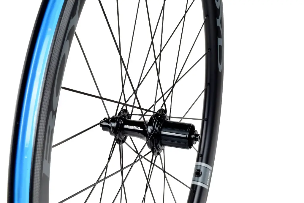 44mm Prologue Rim Brake rear 3.webp
